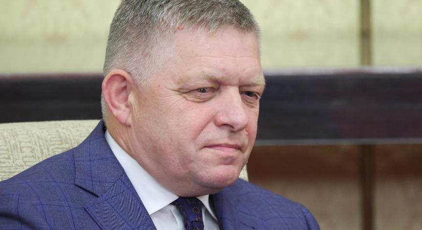 Robert Fico ismét visszakozott, nem vétózza meg az oroszok elleni tizenkilencedik szankciós csomagot