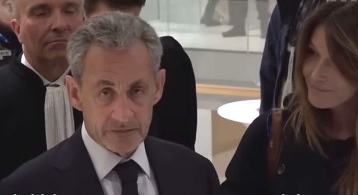 Nicolas Sarkozy-nek nehéz a börtönélet