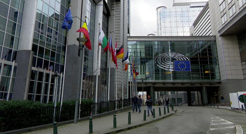 Elfogadták a 19. szankciós csomagot