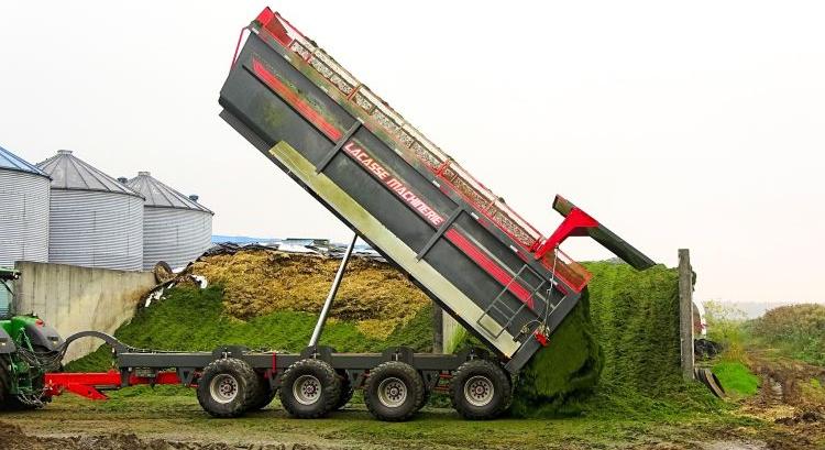 Lacasse Machinerie – gigantikus méret akár négy tengelyen