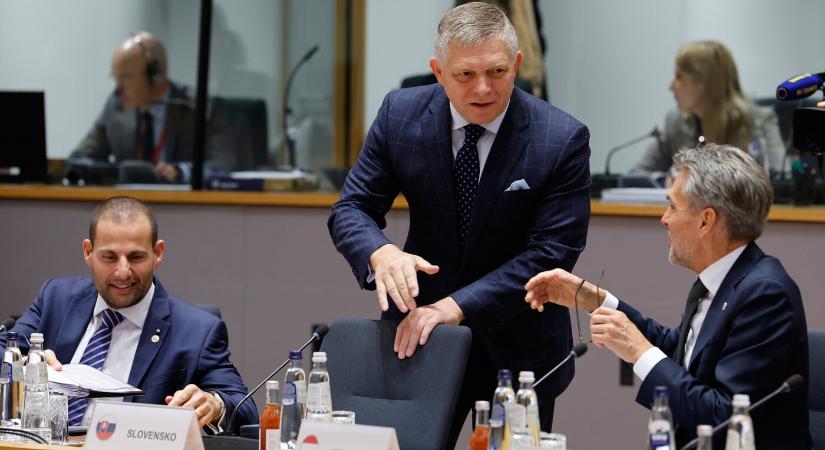 Fico és Merz bízik a belső égésű motorok kivezetésének módosításában