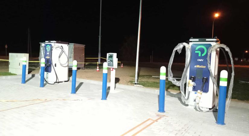 400 kilowattos villámtöltő nyílik Körmenden