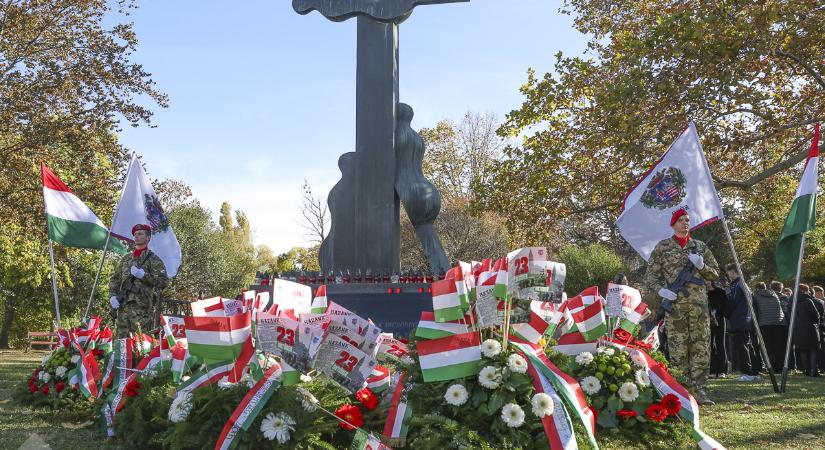 A béke volt a legfontosabb hívószó a városi ünnepségeken