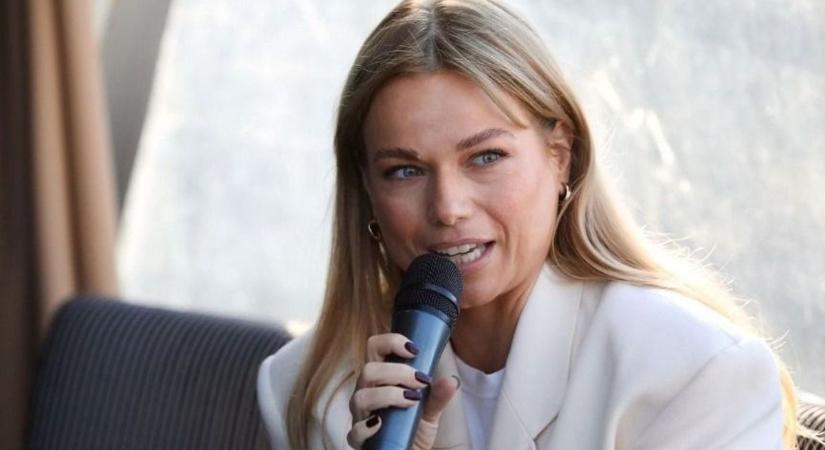 Igazi díva Cserpes Laura ezen a képen, örömhírt osztott meg rajongóival