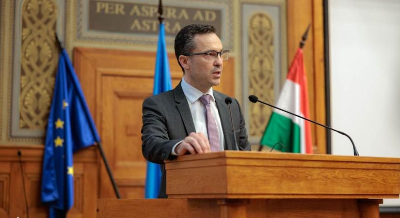 Új vezető jöhet a PTE élére – a Szenátus már döntött!