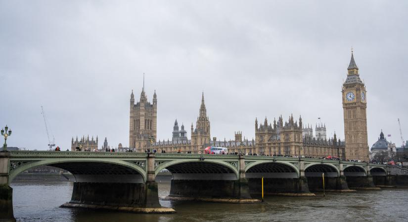 Három férfit tartóztattak le Londonban, Oroszországnak való kémkedéssel gyanúsítják őket