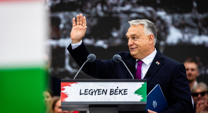 Orbán Viktor: Jó napot kívánok, na, ez már az űrből is látszik