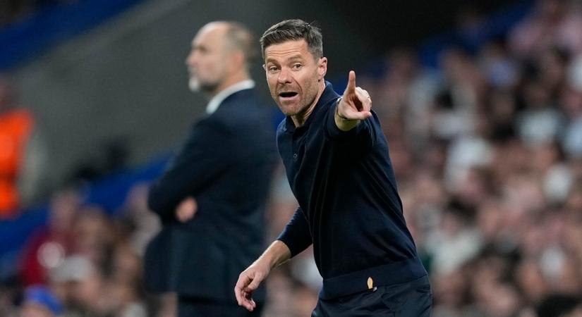Xabi Alonso külön megdicsérte két játékosát