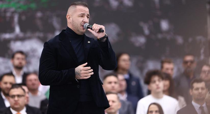 Curtis nyilatkozott a Békemenetes fellépése után: "a karrierem egyik csúcsa"