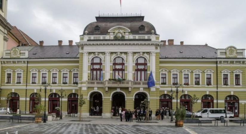 Őket díjazta Eger önkormányzata