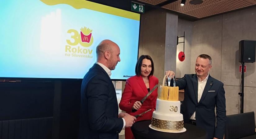 A gasztronómián túl a segítségnyújtás is fontos számukra
