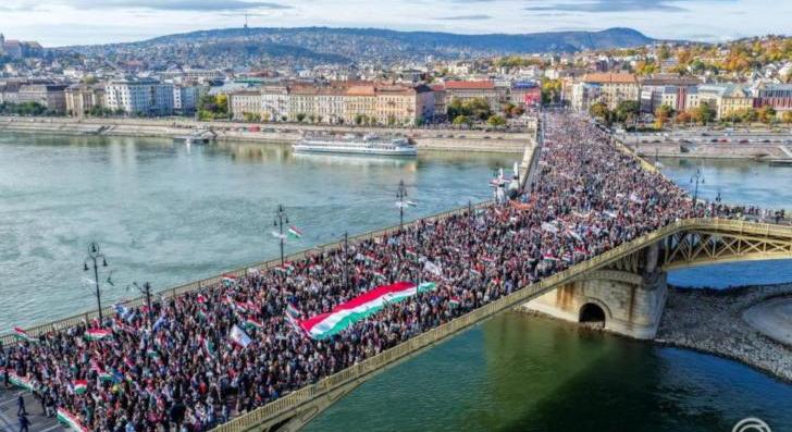 Orbán Viktor: Nem fogunk meghalni Ukrajnáért, de élni fogunk Magyarországért