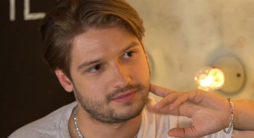 Ez Miller Dávid eredeti foglalkozása, megdöbbensz, miből van diplomája