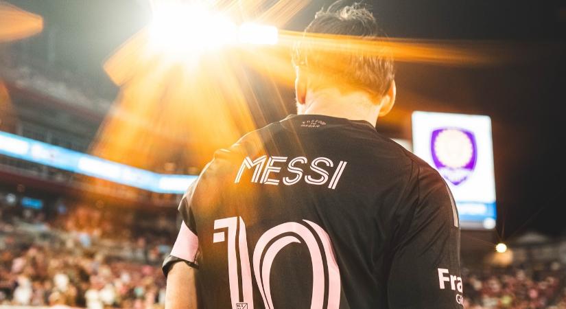 Hivatalos: eldőlt, hol futballozik Messi a következő három évben