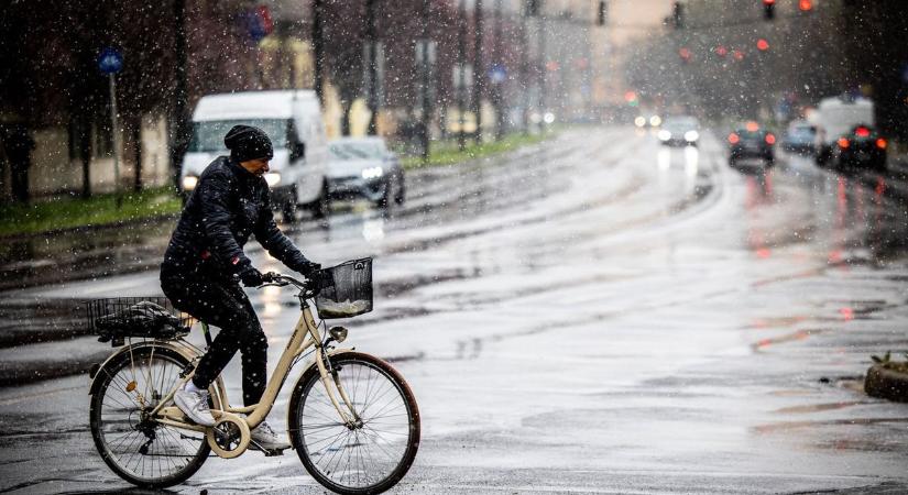 Holnapra véget ér a kellemes őszi idő Bács-Kiskunban, jön a szél és az eső