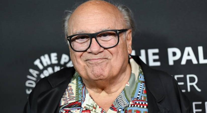 Danny DeVito 42 éves lánya ilyen bájos nő: Lucynak egy gyermeke van