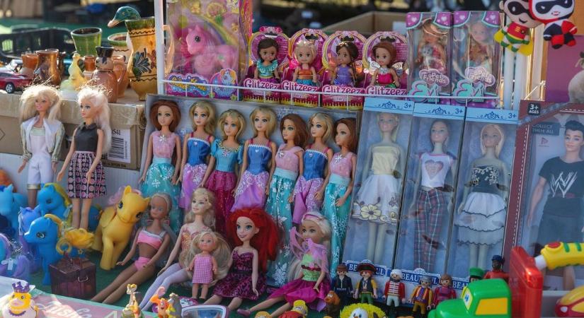 Aranyat érhet a gyerekkori játékod – a legdrágább Barbie felér egy autó árával!
