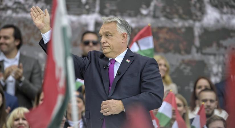 Orbán Viktor úgy emlékezett meg 1956 hőseiről, hogy összesen egyszer említette beszédében a szovjeteket