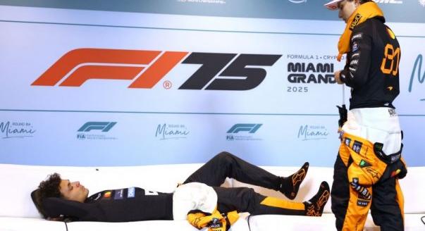 Sainz szerint a McLaren jól kezeli a helyzetet