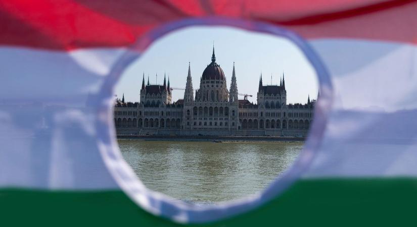 Szokatlan jelenetet rögzítettek a Békemeneten, érthetetlen, hogy mi történt az élő adásban