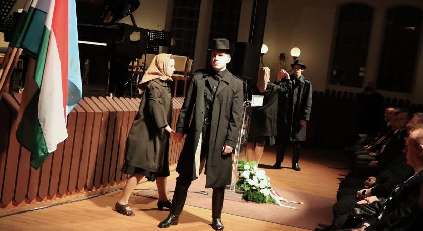Család, haza, szabadság mindenekelőtt - városi 56-os megemlékezés Zalaegerszegen (galéria)