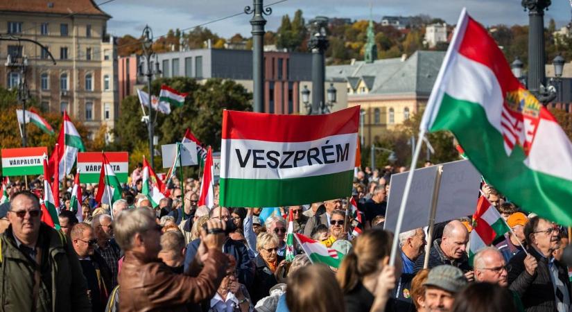Így ünnepeltek a veszprémiek a Békemeneten