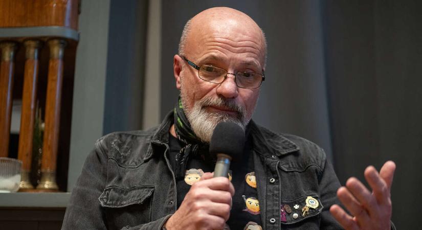 Dr. Zacher Gábor: Ültem, és életemben először arra gondoltam, ebbe én is belehalhatok