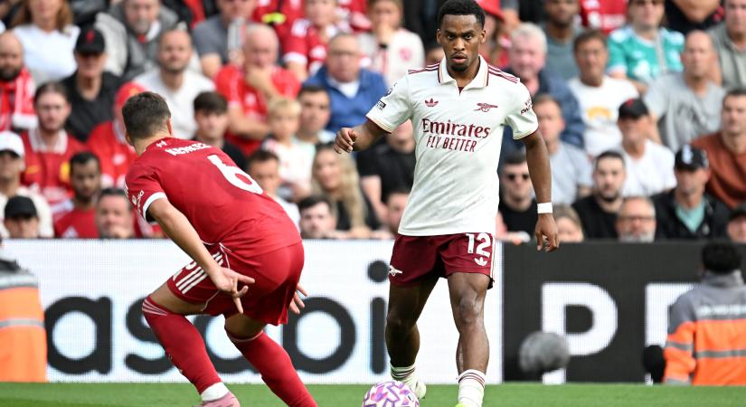 Gary Neville megnevezte a PL legjobb szélsővédőjét
