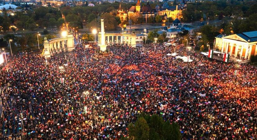 Közel kétszer annyian lehettek a Tisza tegnapi rendezvényén mint a Fideszén