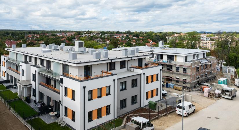 Komplex rendszermegoldások segítik Veszprém új társasházainak kivitelezését