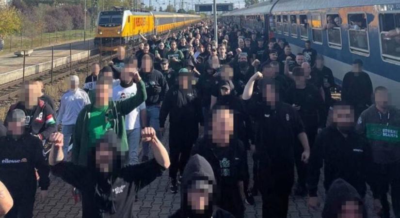 Osztrák Belügyminisztérium: a magyar mozdonyvezető tagadta meg a Fradi-szurkolók utaztatását, mivel a vonat megsérült