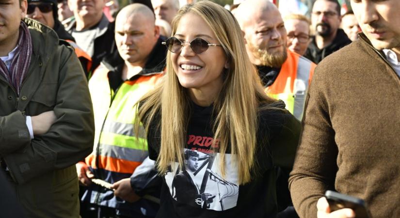Hadházy Ákos szerint Szabó Zsófi 600 ezres napszemüvegben Békemenetezett