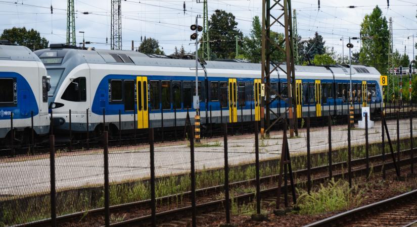 Leállt a vasúti közlekedés a Balatonnál