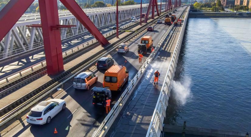 Jön az ősz utolsó nagy hídmosása – Fokozott figyelmet kérnek ennél a dunai átkelőnél