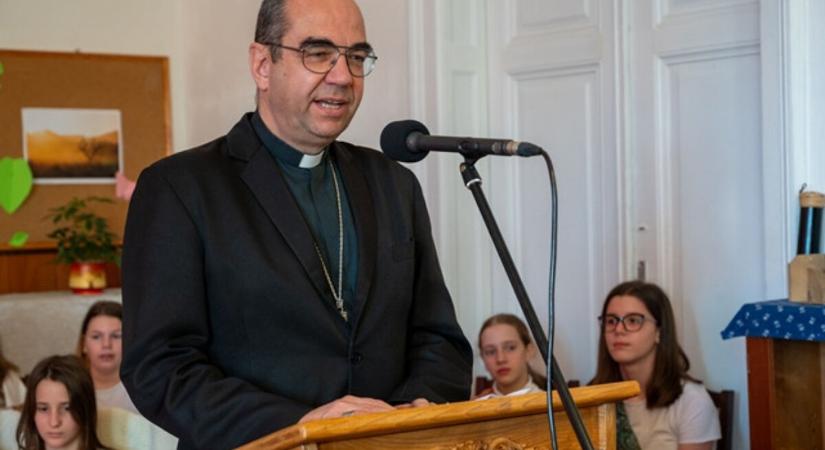 Székely János: A teremtett világ megóvása lelkiismereti kötelességünk