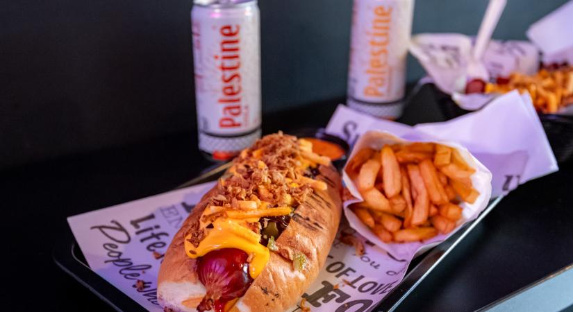 Palesztin pékség és amerikai hot-dog bisztró nyílt Győrben