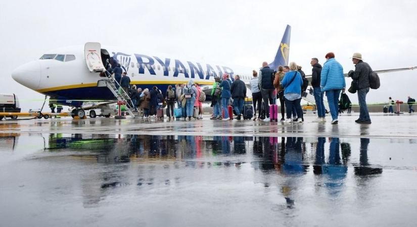 Brutális járatcsökkentésbe kezd a Ryanair