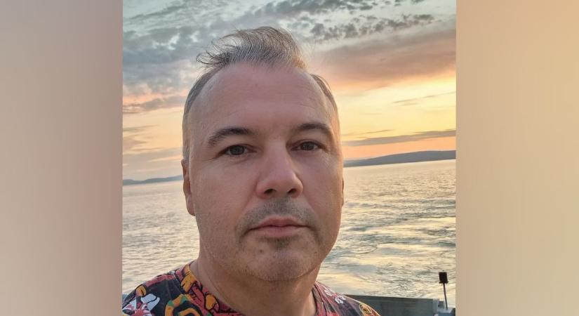 „Nem hagyott nyugodni” – Dombóvári egyszeri Galla–Laár estet hoz Jászkarajenőre