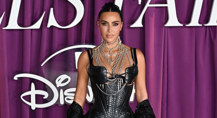 Rögtön Bianca Censorihoz hasonlították Kim Kardashaint, aki merész, áttetsző ruhában ünnepelte születésnapját