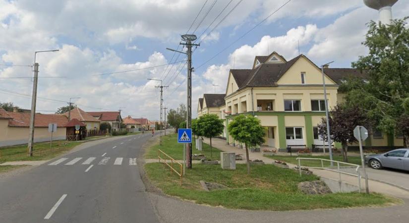 Autók karamboloztak Derecskén