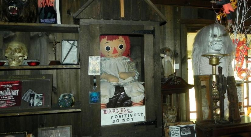 Híres paranormális nyomozók unokája figyelmezteti az embereket, ne zaklassák a természetfelettit