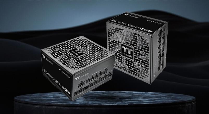 Platina minősítésű Toughpower tápokkal bővült a Thermaltake portfóliója