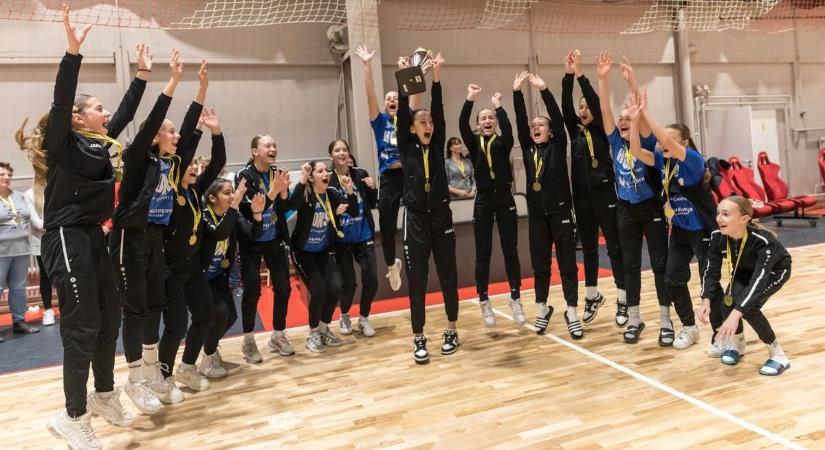 Tehetségek százai az Üstökös Kupán, ismét Dunaújvárosra irányul a figyelem