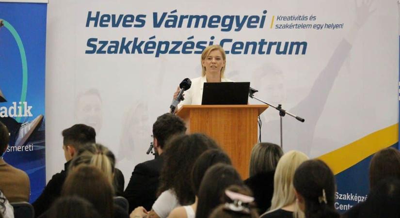 A jövő vállalkozóinak csak segíteni kell kibontakozni