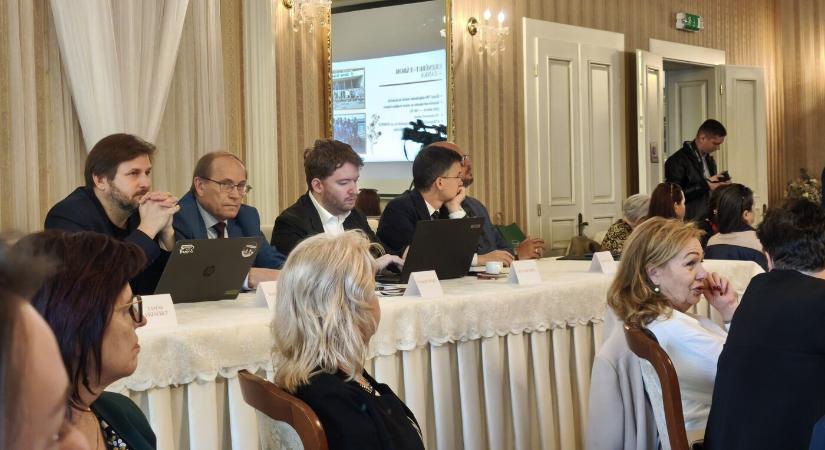 Számos új törvény lép életbe az oktatásban, de bizonytalan a nemzetiségi érdekek érvényesülése