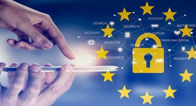 Digitális szerelmi háromszög miatt őrlődik Európa