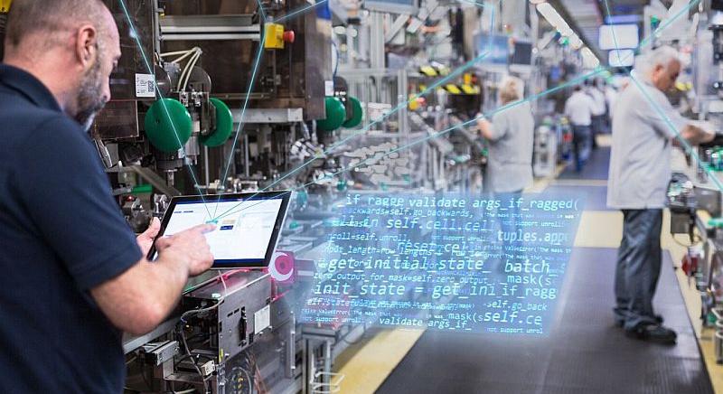 A gép nem veszi el a munkát, csak másmilyenné teszi