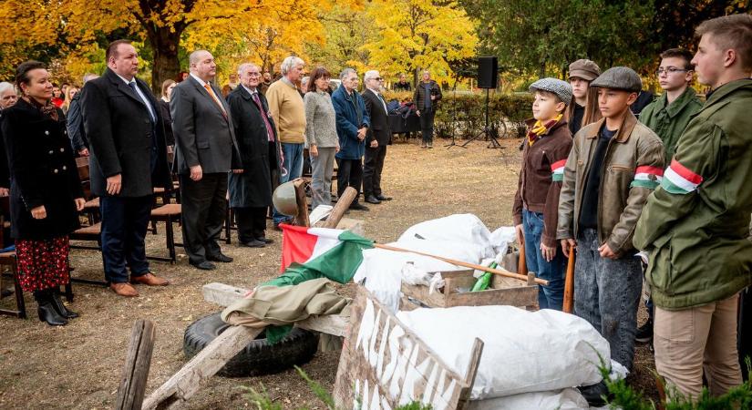 Lakiteleken is méltatták az 1956-os forradalom hőseit – fotók