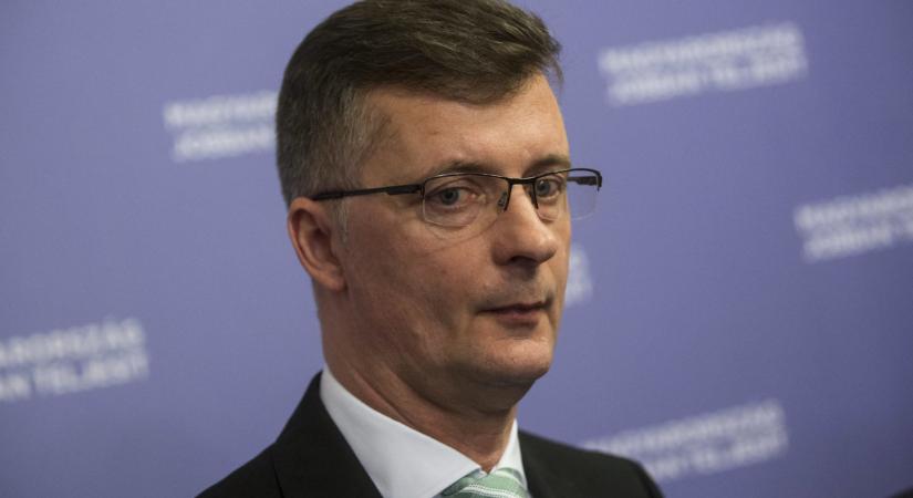 Inog a Fidesz-alelnök széke a tegnapi lebőgés után, erről ír Magyar Péter