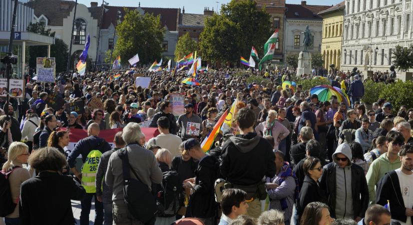 Beidézte a rendőrség a Pécs Pride szervezőjét